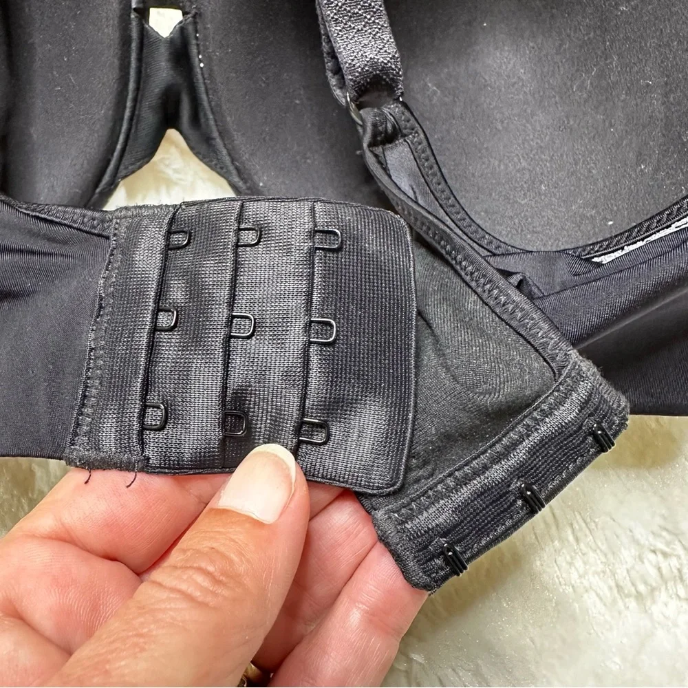 Vanity Fair Full Coverage Lightly Lined Underwire Bra Black Women’s 36D